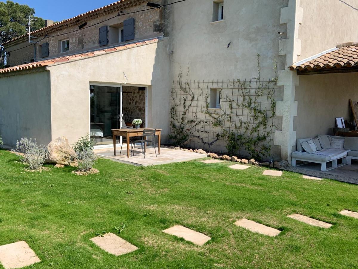 La Bergerie De Cigalon Bed and Breakfast Mouries Exteriör bild